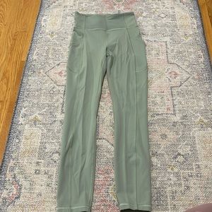 25” Lululemon High Rise Leggings